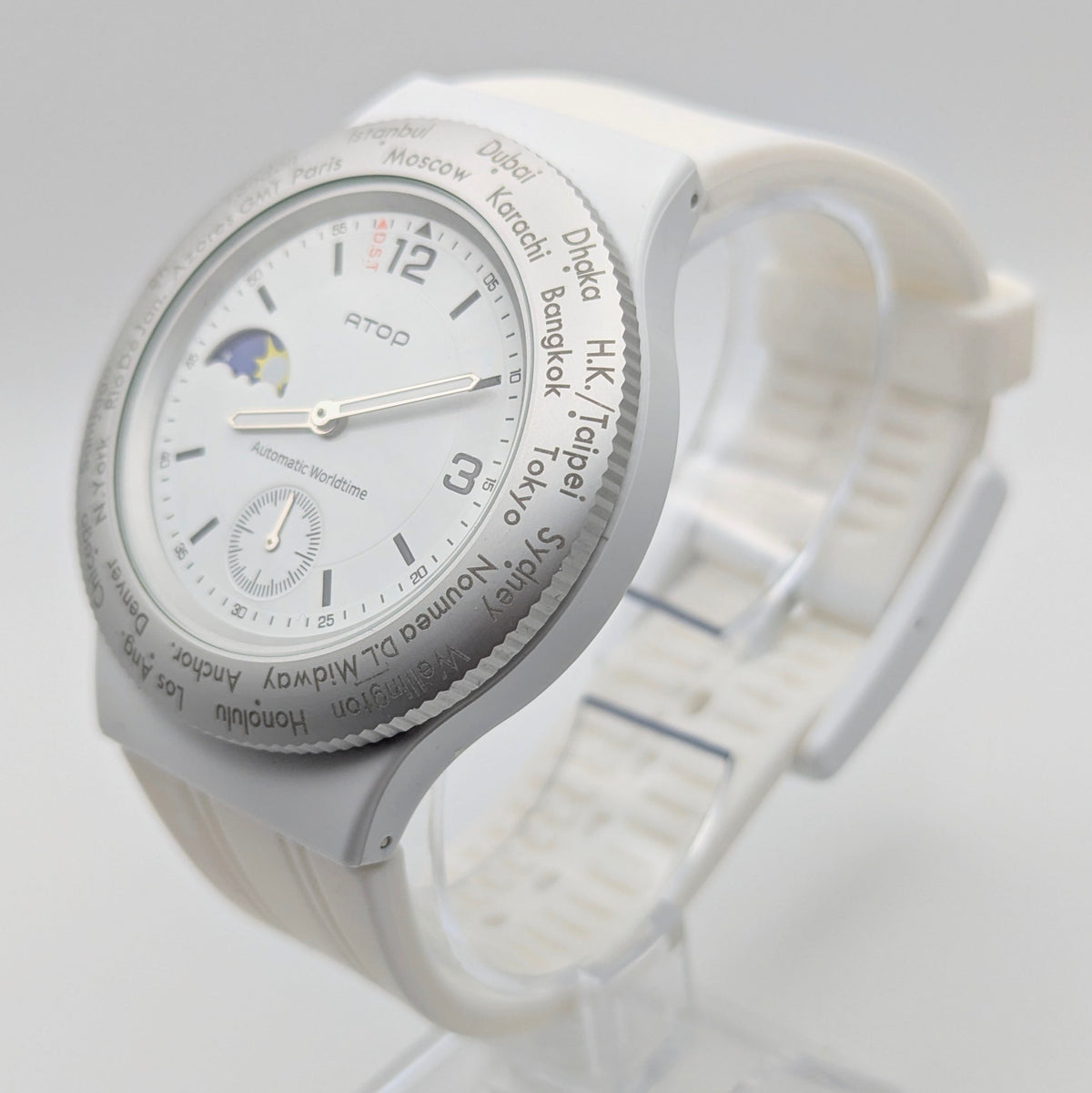 ATOP Automatic Worldtime Quartz Watch — White, Moon Phase, DST Indicator - Bezel & Hide