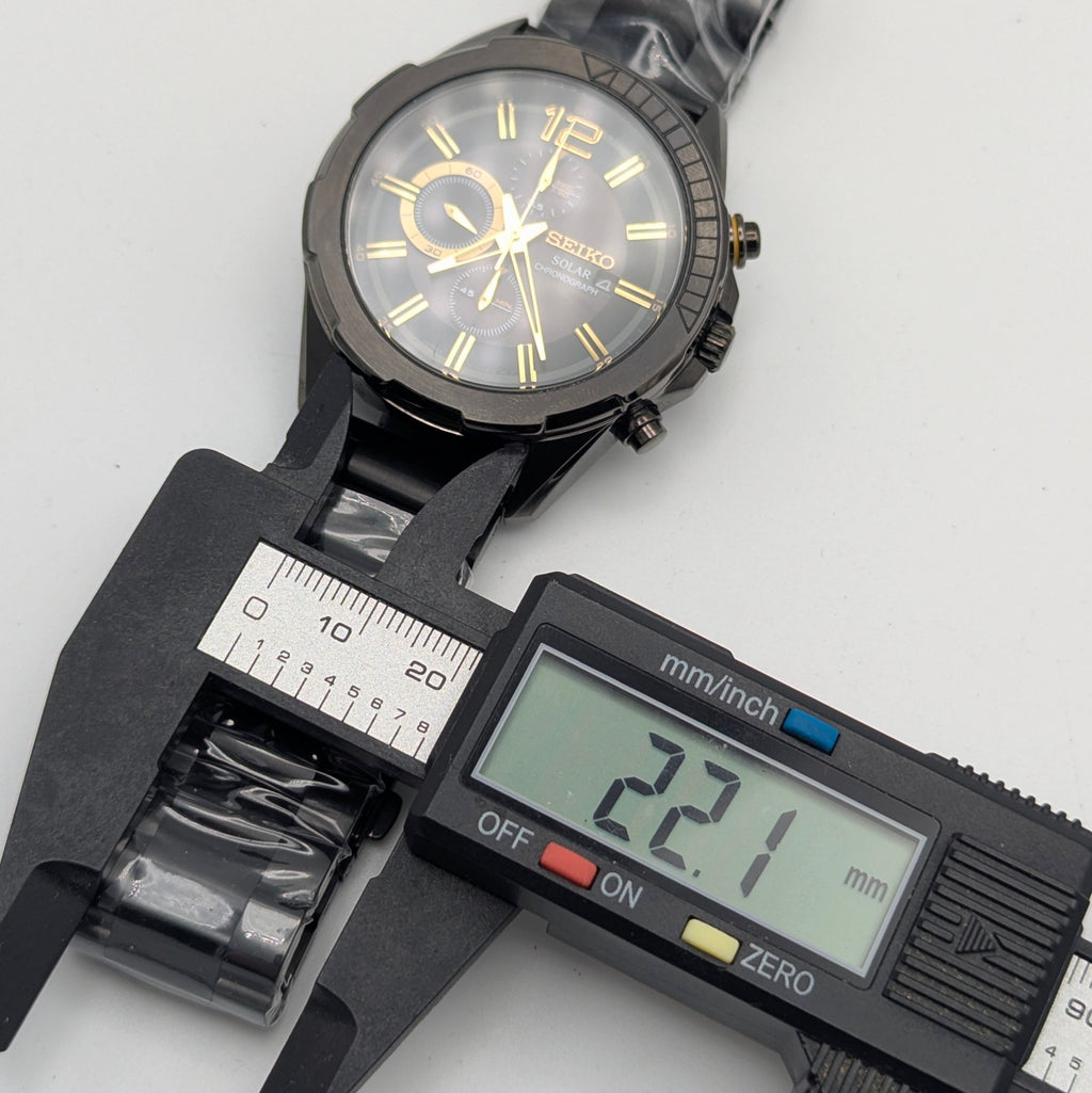 Seiko Recraft Solar Chronograph - Bezel & Hide