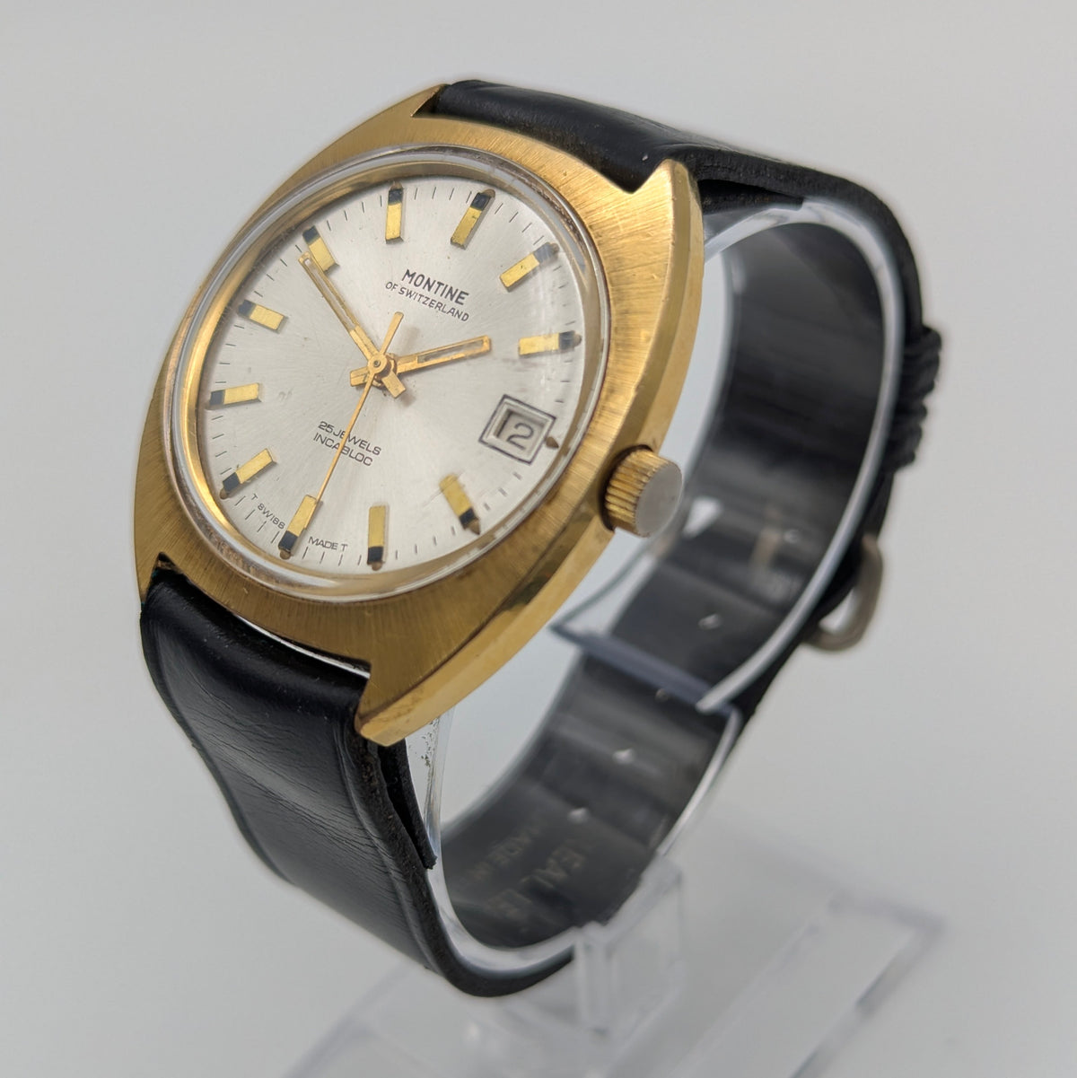 Montine of Switzerland Manual Wind Watch — 1970s Gold-Tone Elegance, Sold Naked - Bezel & Hide