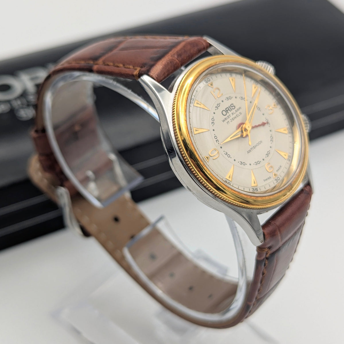 Oris Wrist Alarm Limited Edition – Ref. 418-7451-63 | 18kt Gold Bezel | No. 0297/1600 - Bezel & Hide