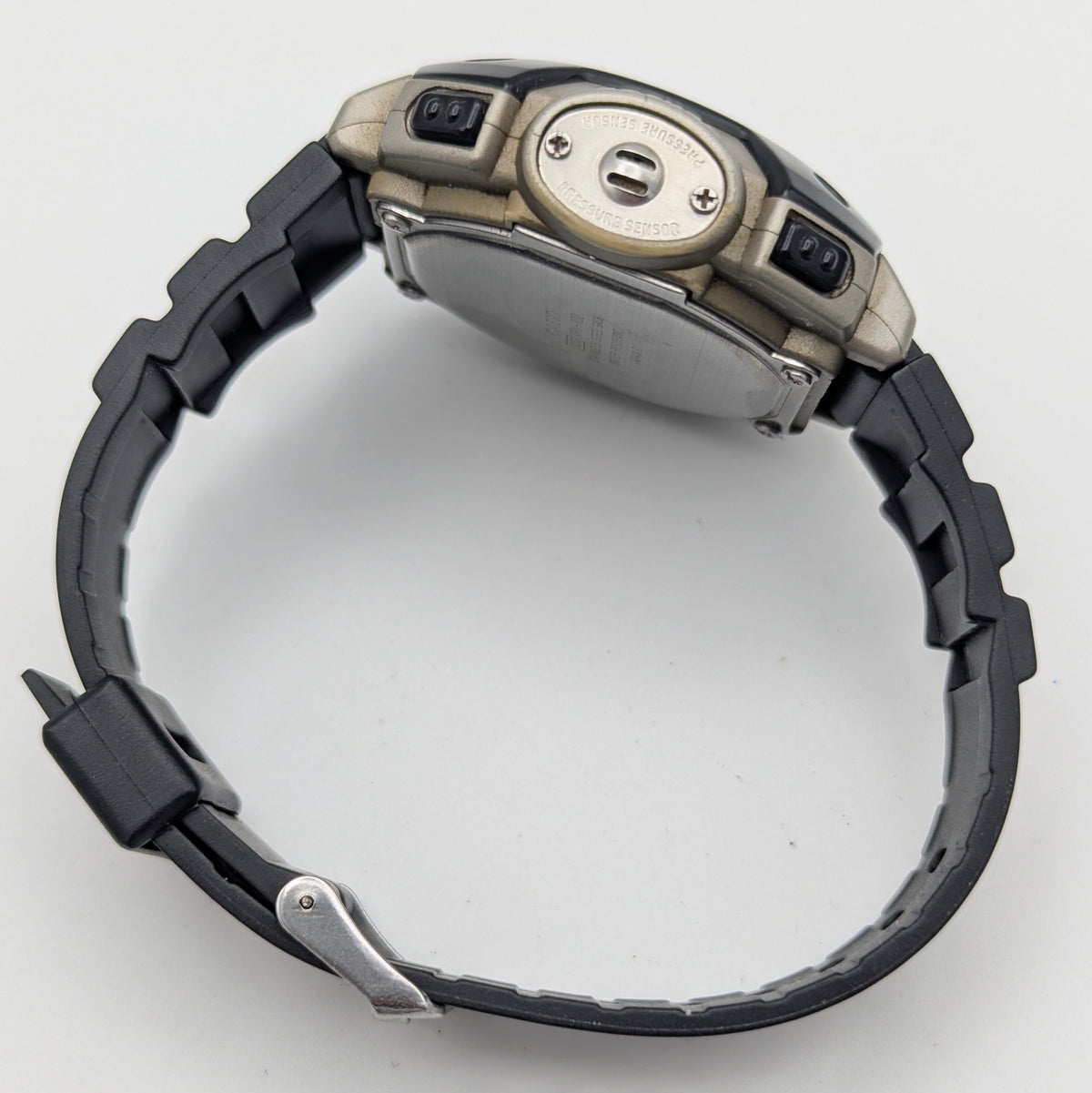 Casio APX-100 Altimeter — A Rare 90s Outdoor Sensor Watch, Sold Naked - Bezel & Hide