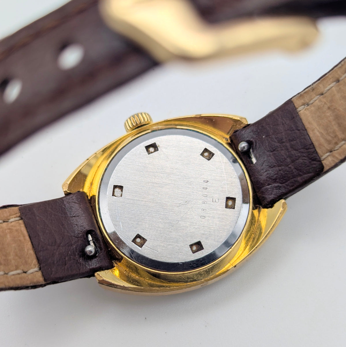 Zenith Ladies' Vintage Cushion-Case Dress Watch — c.1970s Swiss Manual Wind, Gold-Plated, Sold Naked - Bezel & Hide