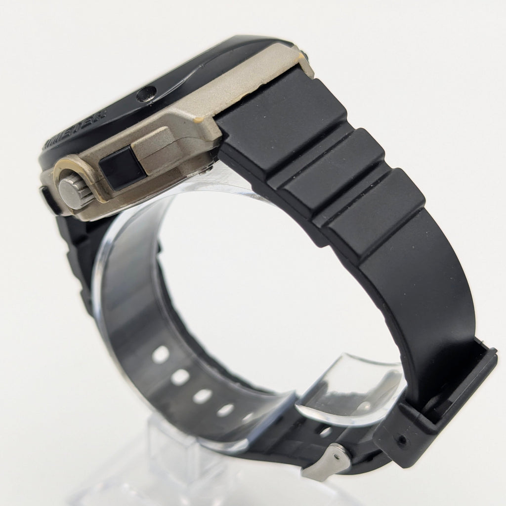 Casio APX-100 Altimeter — A Rare 90s Outdoor Sensor Watch, Sold Naked - Bezel & Hide