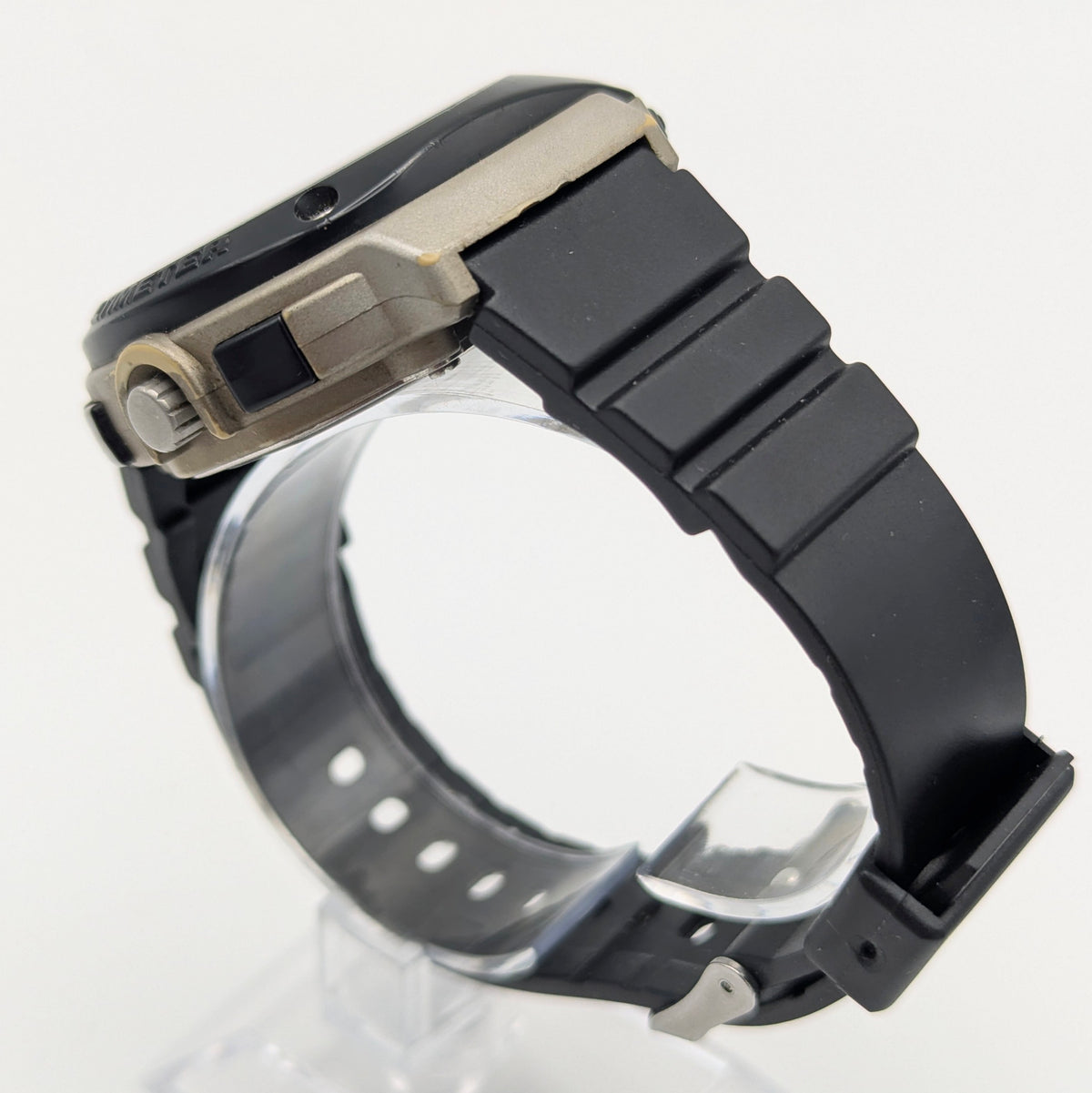 Casio APX-100 Altimeter — A Rare 90s Outdoor Sensor Watch, Sold Naked - Bezel & Hide