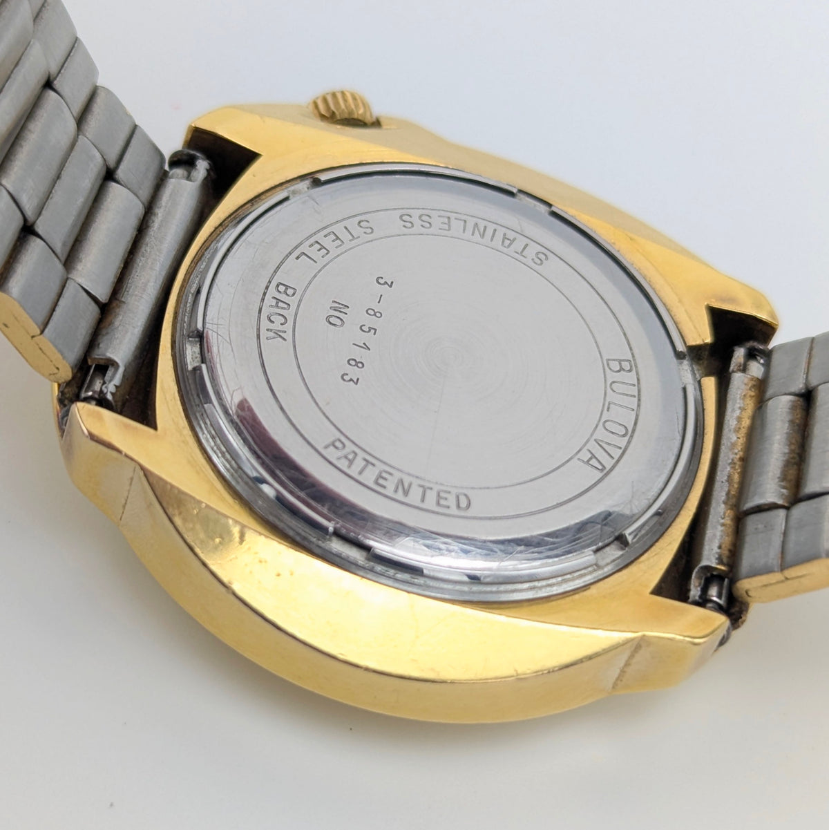 Bulova Accutron Safirglas Vintage Day-Date Watch – Circa 1970, Gold-Tone