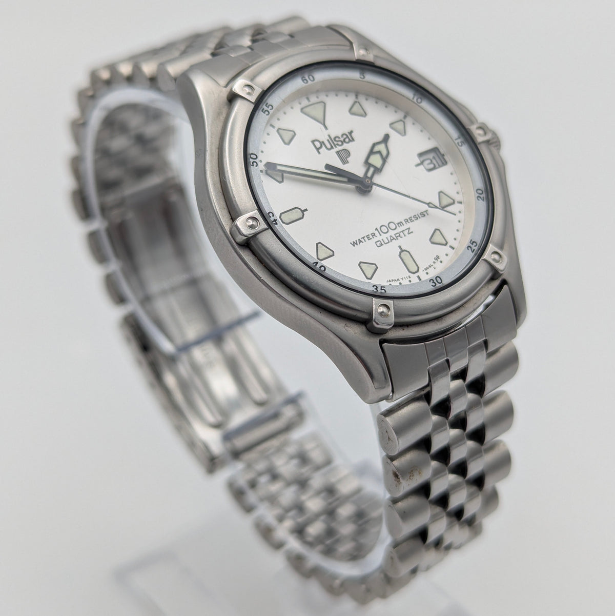 Pulsar Quartz Watch (Caliber Y112) — Sporty 90s Diver-Style, Sold Naked - Bezel & Hide