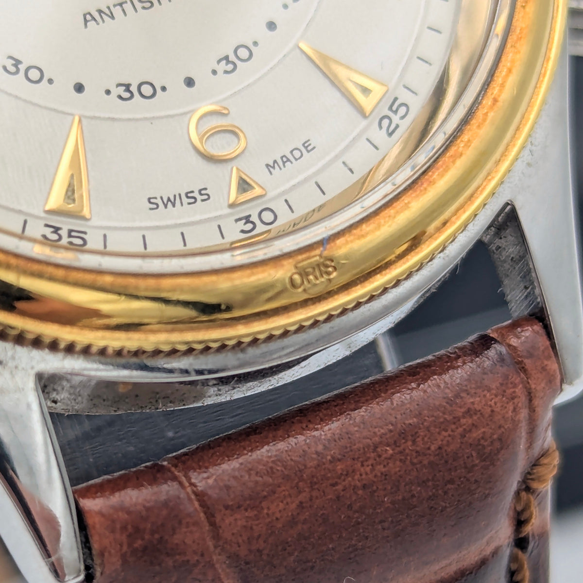 Oris Wrist Alarm Limited Edition – Ref. 418-7451-63 | 18kt Gold Bezel | No. 0297/1600 - Bezel & Hide