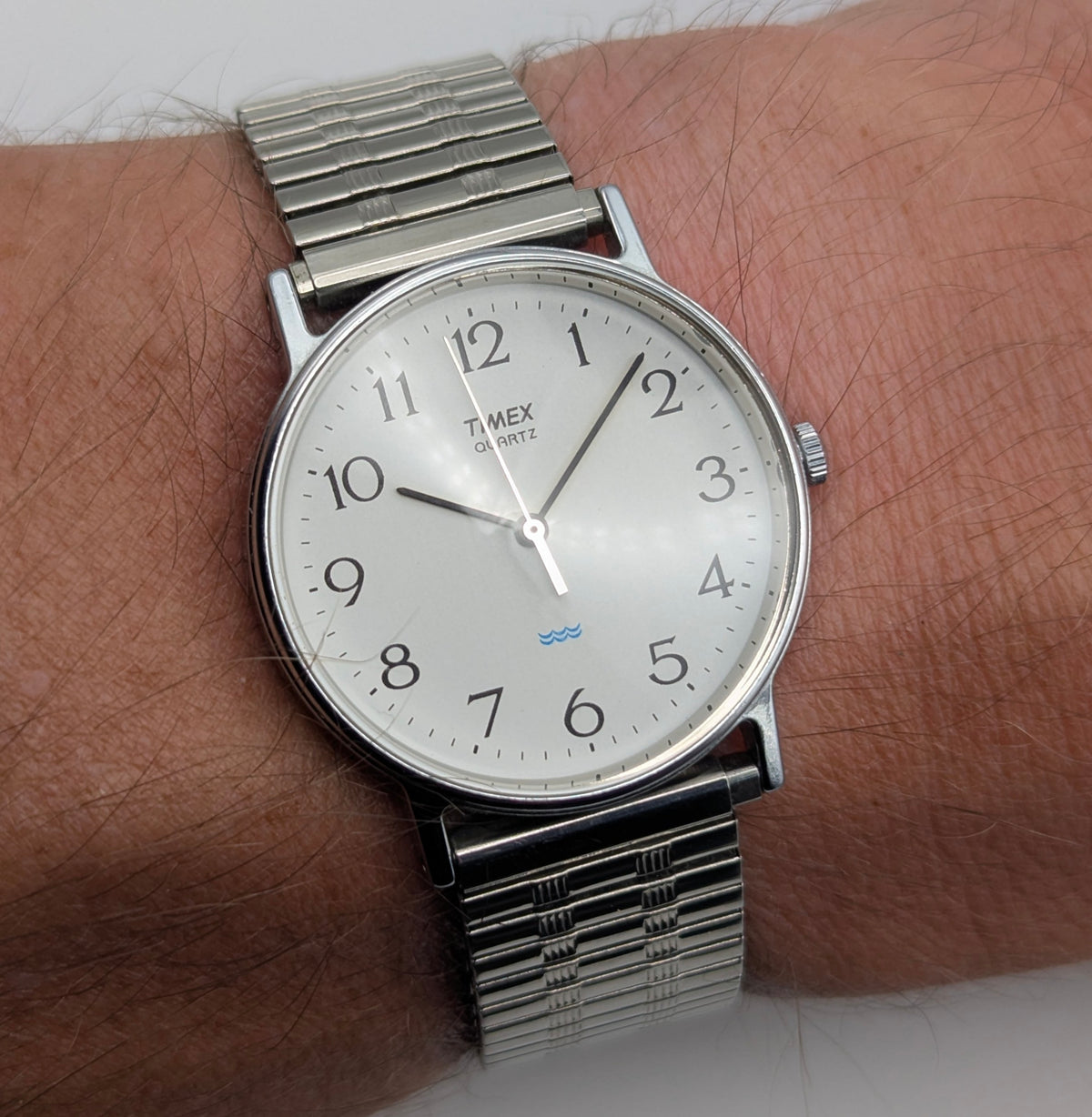 Timex Easy Reader Quartz Watch — White Dial, Silver-Tone Expansion Bracelet, Sold Naked - Bezel & Hide
