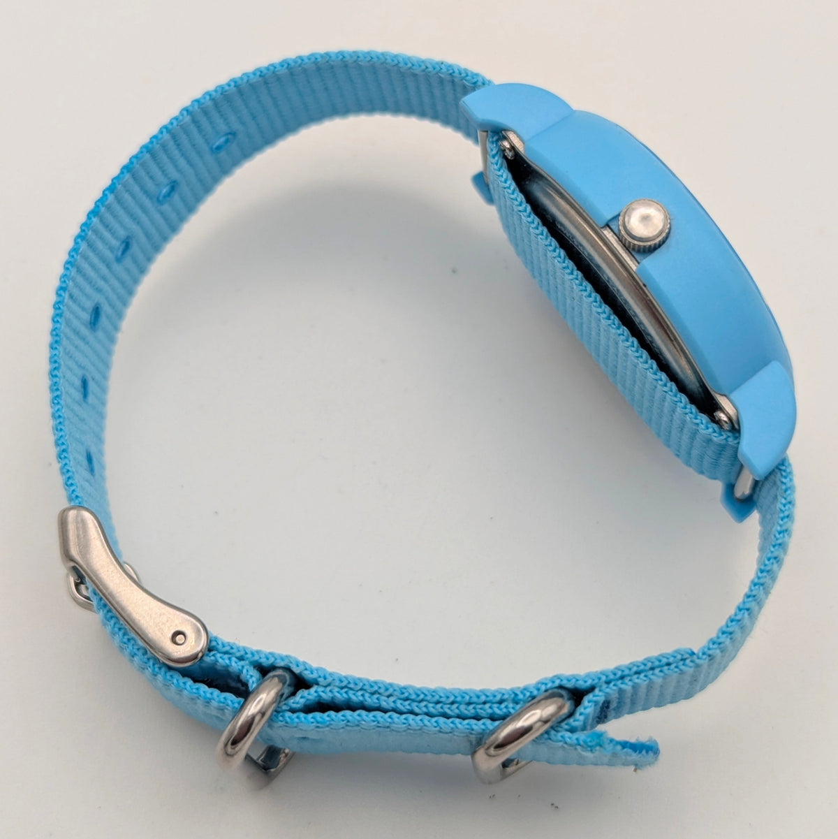 Timex TW2R40600 Blue Casual Quartz Watch — Cheerful, Effortless Style, Sold Naked - Bezel & Hide