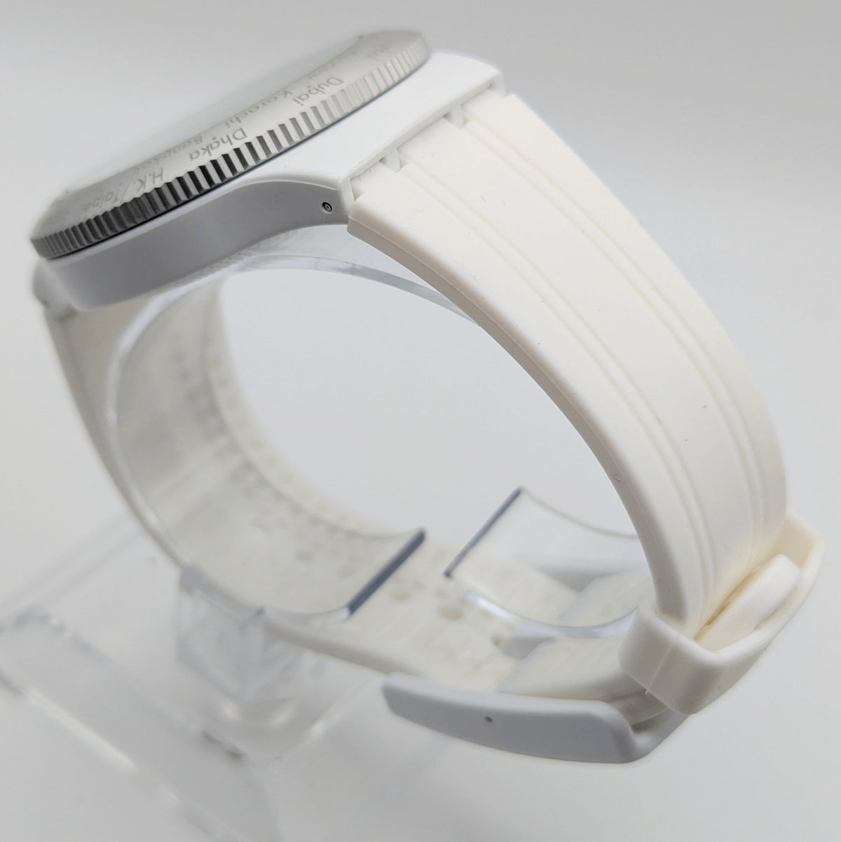 ATOP Automatic Worldtime Quartz Watch — White, Moon Phase, DST Indicator - Bezel & Hide