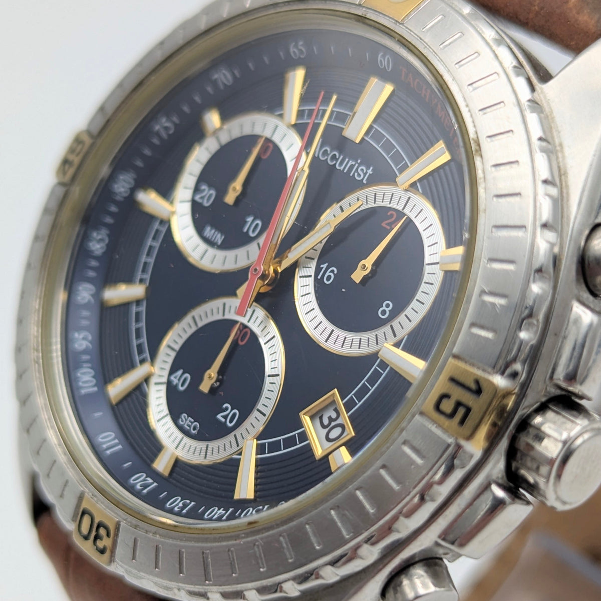 Accurist Quartz Chronograph Men's Watch — Two-Tone, Navy Dial, 42mm - Bezel & Hide