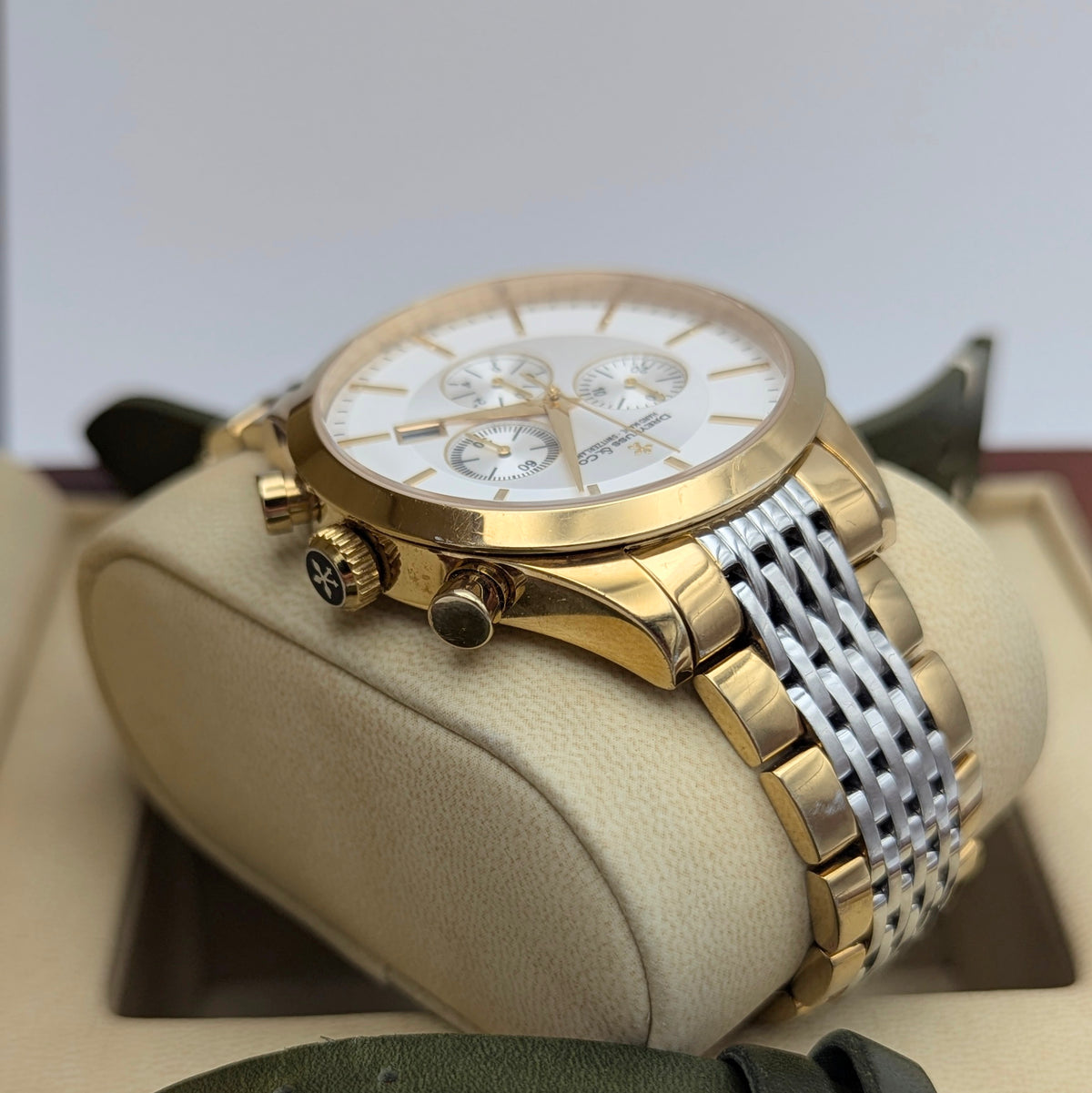Dreyfuss & Co 1953 Series Quartz Chronograph - Bezel & Hide