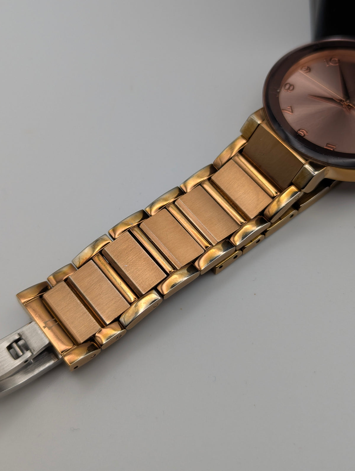 Bulova 97L127 Women's Pink Sunburst Dial Watch, Gold-Tone Bracelet, Boxed - Bezel & Hide