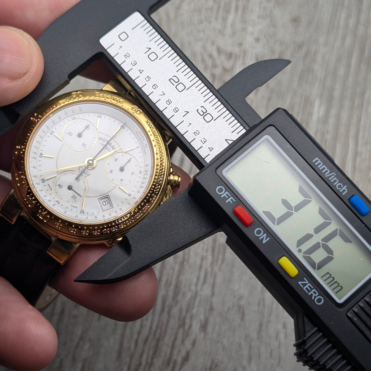 Rotary Kalif Chronograph – Gold Plated. Pre-Owned - Bezel & Hide
