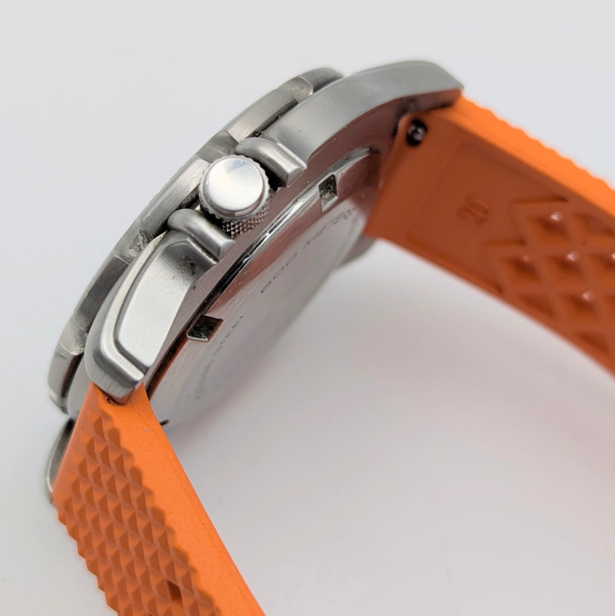 Aqua Lung Professional 500M Quartz Watch | Orange Dassari FKM Strap