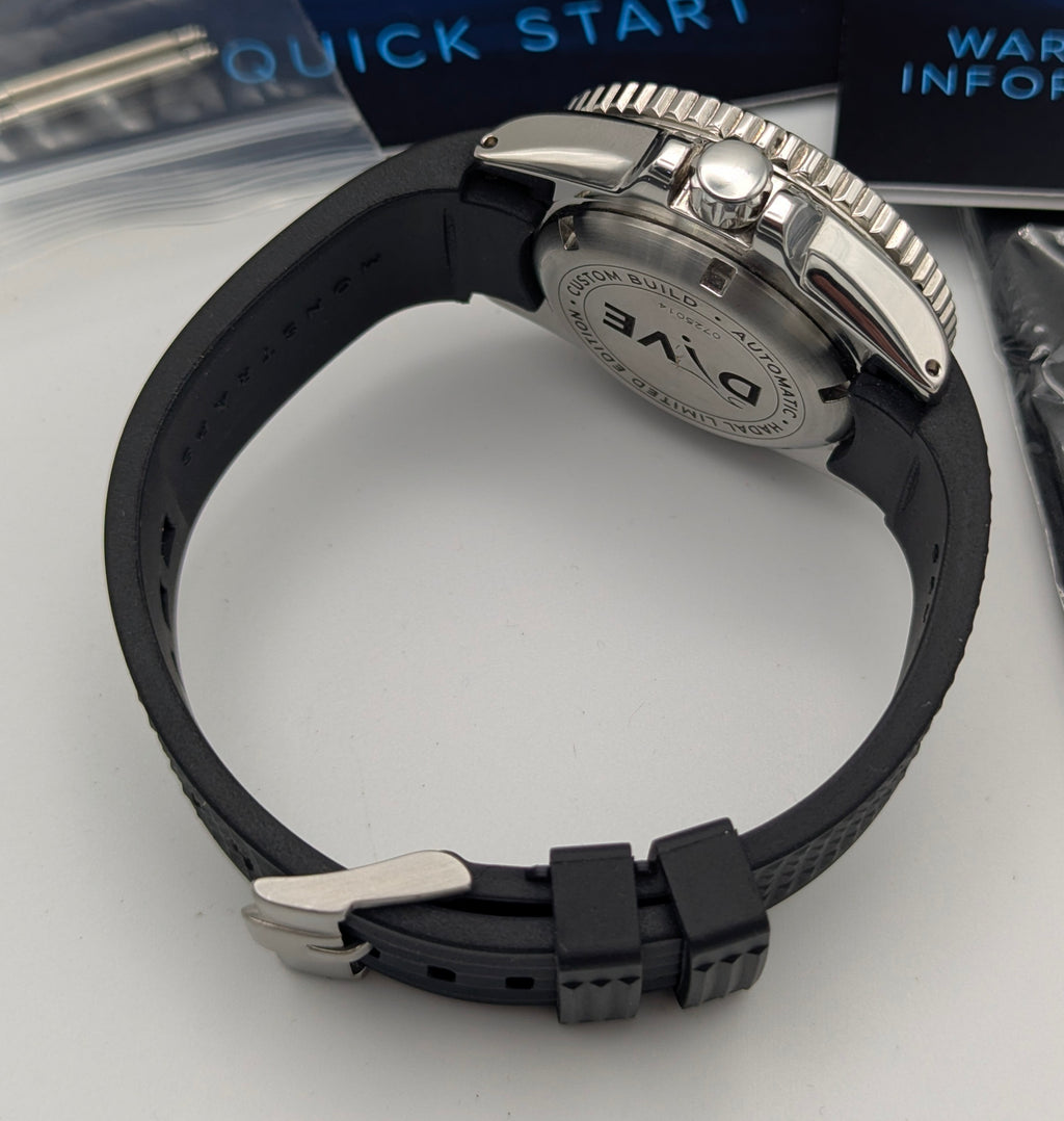 DIVE Watches — Hadal GMT | Dual-GMT Automatic Diver, Limited Edition (Serial: 0725014) - Bezel & Hide