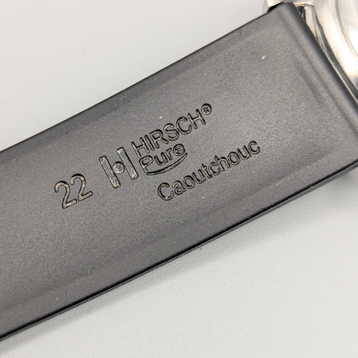 James McCabe London Slim JM-1016 Men's Watch — Silver, White Dial, Hirsch Rubber Strap - Bezel & Hide