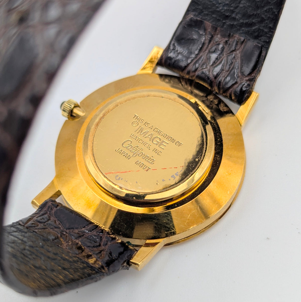 Camel Quartz Watch - Bezel & Hide