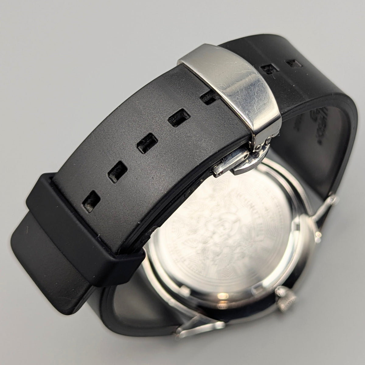 James McCabe London Slim JM-1016 Men's Watch — Silver, White Dial, Hirsch Rubber Strap - Bezel & Hide
