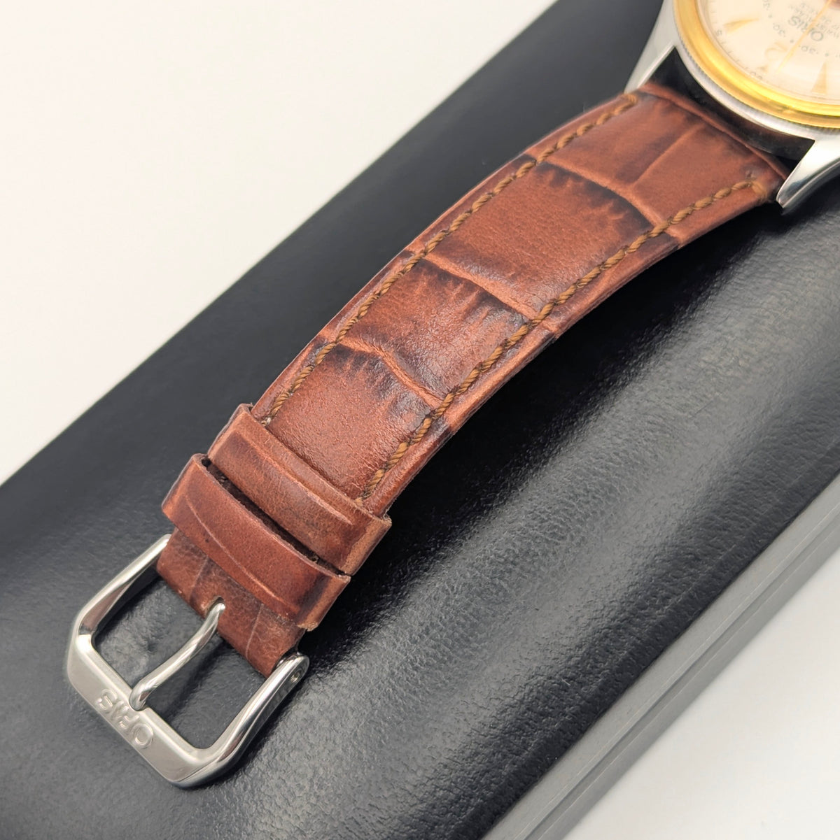 Oris Wrist Alarm Limited Edition – Ref. 418-7451-63 | 18kt Gold Bezel | No. 0297/1600 - Bezel & Hide