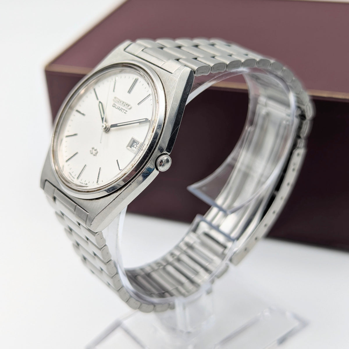Seiko SQ 5H22 Vintage Quartz Watch 1986 — Silver Dial, Boxed - Bezel & Hide