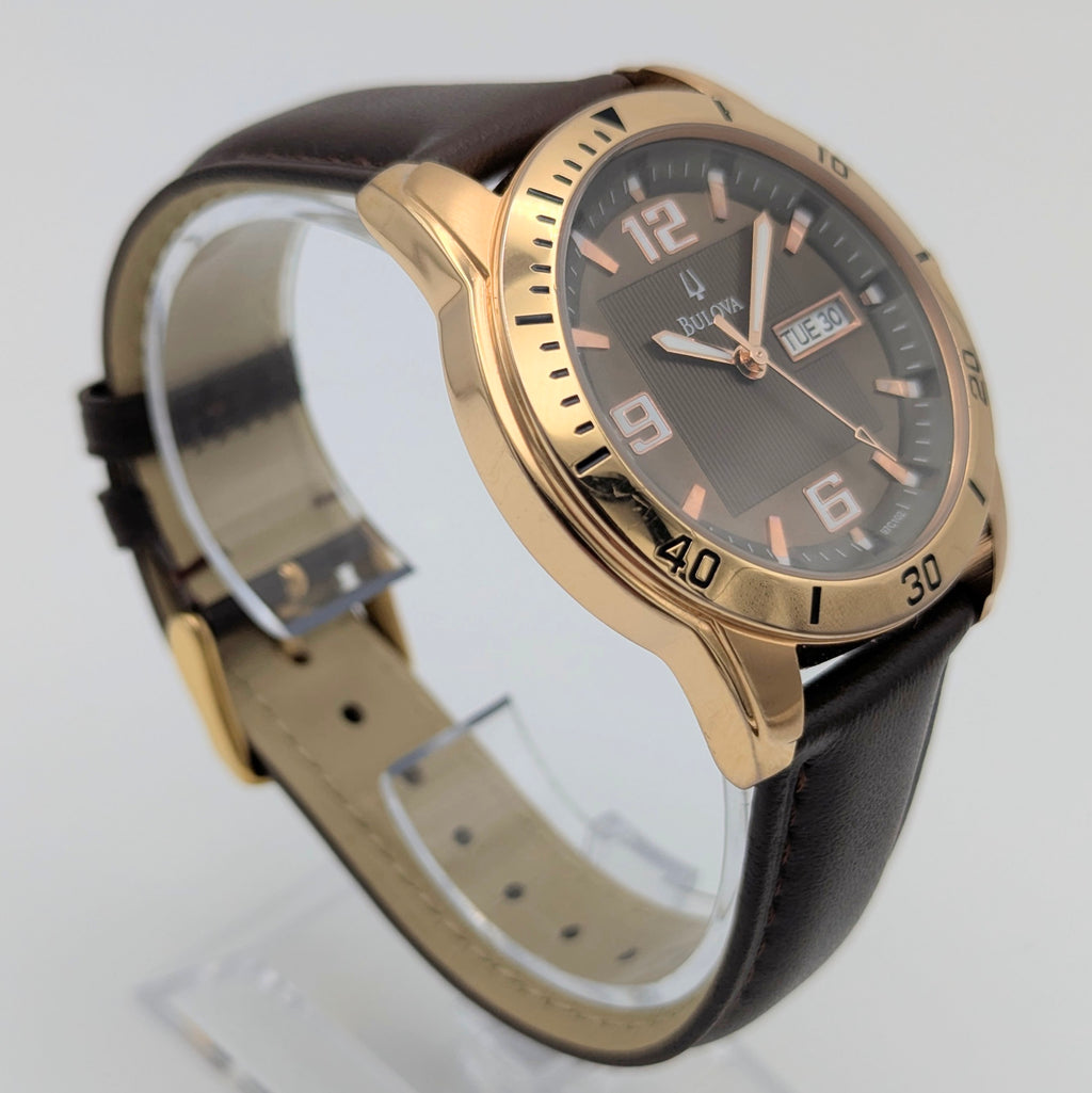 Bulova quartz watch - Bezel & Hide