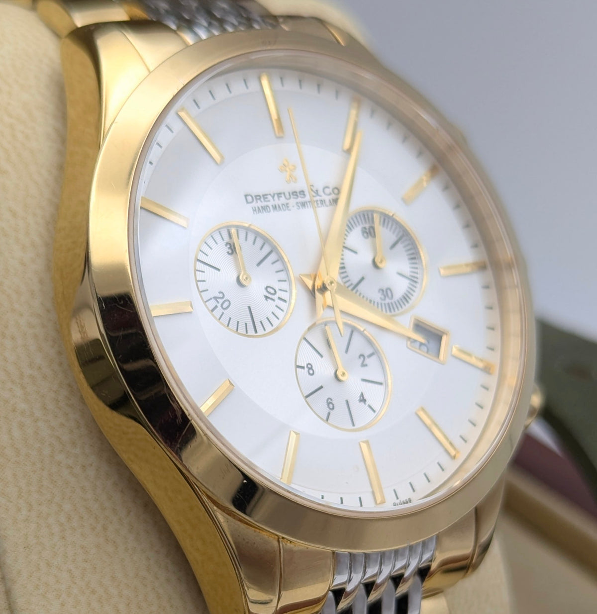 Dreyfuss & Co 1953 Series Quartz Chronograph - Bezel & Hide